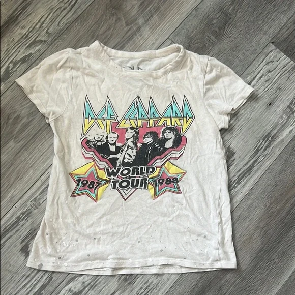 ⭐️Cropped Def Leppard chaser tee - Picture 1 of 3